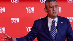 Özgür Özelden fon soruşturması çıkışı