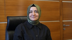 Gazeteci İsmail Kılıçarslandan Fatma Betül Sayan Kayaya zehir zemberek sözler: 165 milyon lirayı nereden buldun?