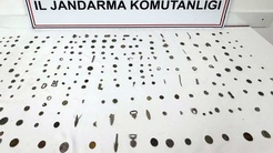 Kocaelide kaçakçılık operasyonu: 6,2 ton tütün ve 511 tarihi eser ele geçirildi