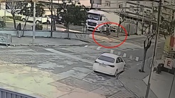 Dehşet anları kamerada! Kasklı katil tırın altından çıkıp kardeşini böyle öldürdü