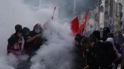 Fransa Adalet Bakanı: Eylemlerdeki hasarların bedelini veliler ödesin