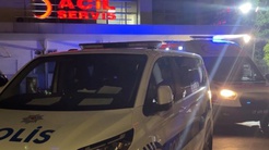 Park halindeki araçta kurşun yağmuru! 34 yaşındaki adam kurtarılamadı