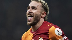 Galatasaray, 10 kişi kaldığı maçta son anlarda attığı gollerle güldü