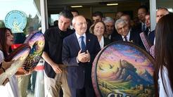 CHP Genel Başkanı Kılıçdaroğluna Şırnakta türkülü karşılama