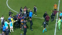 Kayserispor-Manisa FK maçının sonunda tansiyon arttı