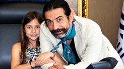 Okan Bayülgenin 17 yaşındaki kızı İstanbuldan büyük başarı