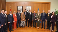 Tarihi Şatoda kritik buluşma! Cemil Tugaydan eski partisine mesaj