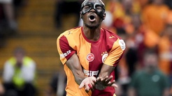 Para, Galatasaraya huzur getirmedi