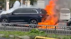 Park ettiği otomobilinden geriye hurda kaldı