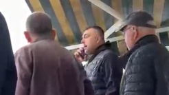 Cezaevindeki yakını için para verdiğini söylediği kişiyi vurdu, polisi kendisi çağırdı