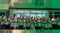 Arda Gülerden memleketindeki hafızlık öğrencilerine anlamlı jest