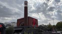  Batman’ın yeni gözdesi: Kardeşlik Camisi kapılarını açtı