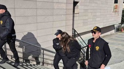 Odunpazarında bir dairede bıçaklanan misafir hayatını kaybetti, ev sahibi kadın adliyeye çıkarıldı