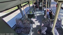Halk otobüsü şoförü, fenalaşan yolcu için hattından çıktı: Korna çalarak Elazığ Şehir Hastanesine ulaştırdı