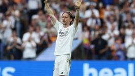 Gözyaşlarının sel olduğu maçta Real Madrid, Real Sociedadı devirdi