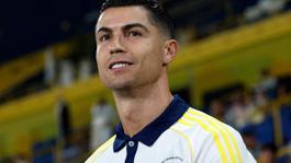 Cristiano Ronaldonun geleceği belli oldu! İmzayı bile attı