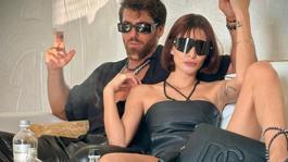 Can Yaman ve sevgilisinden sınırları zorlayan poz! Çantayla önlem aldı