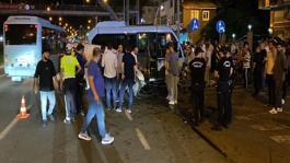 Rizede iki araç birbirine girdi! 10 yaralı