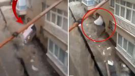 Ankarada selin şiddetini en iyi anlatan görüntü! Sular, evin duvarını patlattı