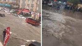 Ankarada sağanak yağış hayatı felç etti