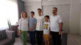 YKS birincisinin kardeşi de LGS şampiyonu çıktı! Başarısının sırrını anlattı
