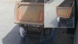 Feci ölümün kamera kaydı! Damper kapağı başına çarptı
