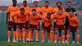 Trabzonspor hazırlık maçında gol oldu yağdı