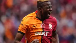 Galatasaray ile anlaşan Osimhene bomba talip