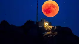 Gökyüzü kızıla bürünecek, "Kanlı Ay" Türkiye semalarında da görülebilecek