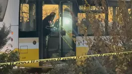 Otobüste "yan baktın" cinayeti! Eşinin gözü önünde hunharca katledildi