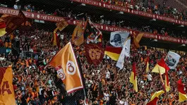 Galatasarayın eski yıldızı barbekü partisinde tutuklandı