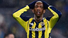 Fenerbahçe, Aston Villaya tek golle kaybederek ilk 8 umutlarını mucizelere bıraktı