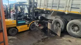 Aydında kamyon damperinin altında kalan tamirci ve şoför öldü