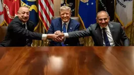 Fotoğrafı gören herkes aynı soruyu soruyor: Ne oldu Aliyev?