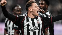 Kritik bir galibiyet daha! Beşiktaş, Göztepeye gol oldu yağdı
