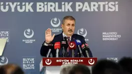 Desticiden Bakırhana cevap: Anayasanın 66. maddesi değiştirilemez, konusu bile olamaz