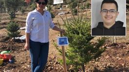 Oğlunun mezarı başında kalp krizi geçiren anne hayatını kaybetti