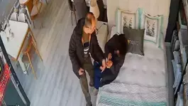 Bir de öğretmen olacak: Yaptığı rezilliği kamera böyle kaydetti