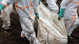 Ekipleri bile korku sardı! Kazdıkları topraktan 171 ceset çıkarıldı