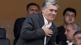 Serdal Adalı galibiyet gelir gelmez soluğu orada aldı