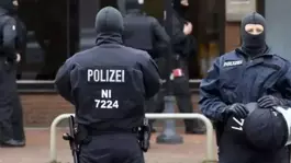 Bremende bomba alarmı, Merkez Tren İstasyonu tahliye edildi