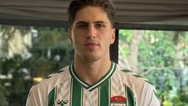 Genç futbolcuya bayram tatili için geldiği İstanbulda silahlı saldırı! Hayatını kaybetti 