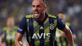 Vedat Muriqiden Fenerbahçeye sürpriz mesaj