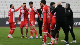 Sivasspor, yoksa yeniden küme mi düşecekler denirken play-off potasına göz kırptı
