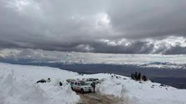 Ağrı Dağında kayıp alarmı: 4 bin 700 metrede kaybolan kadın dağcı aranıyor