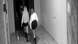 İlişki vadedip evlerine çağırdıkları erkeklere kabusu yaşattılar