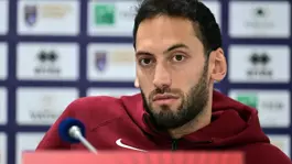 Hakan Çalhanoğlundan olay sözler: Bizi kışkırtmaya çalışıyorlar