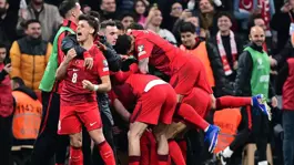 A Milli Takım TFFnin kasasına çuvalla para sokabilir