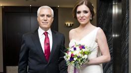 Gözaltına alınan Mustafa Bozbeyin belediye çalışanıyla evlendiği ortaya çıktı