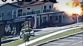 Uçak restoranın üzerine düştü: 4 kişi hayatını kaybetti